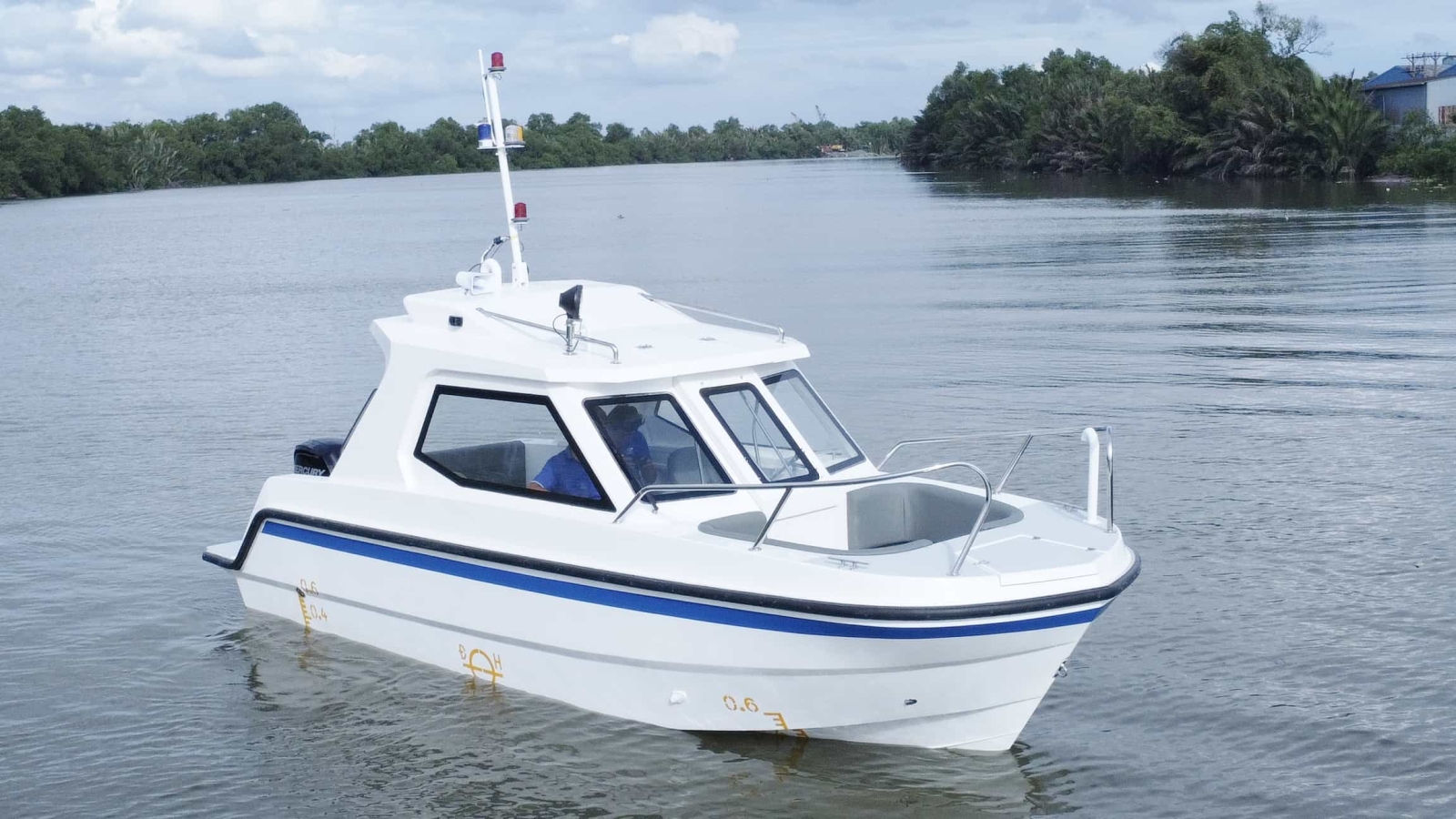 Cano TVD733HC: Lựa Chọn Vượt Trội Cho Công Tác & Giải Trí Trên Sông Nước